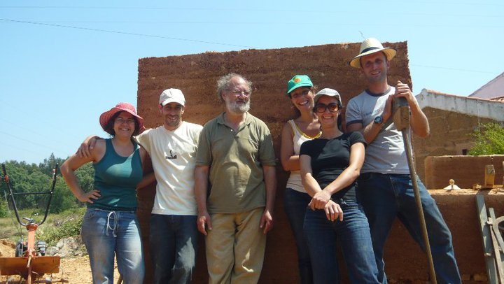 Workshop de construção em Taipa