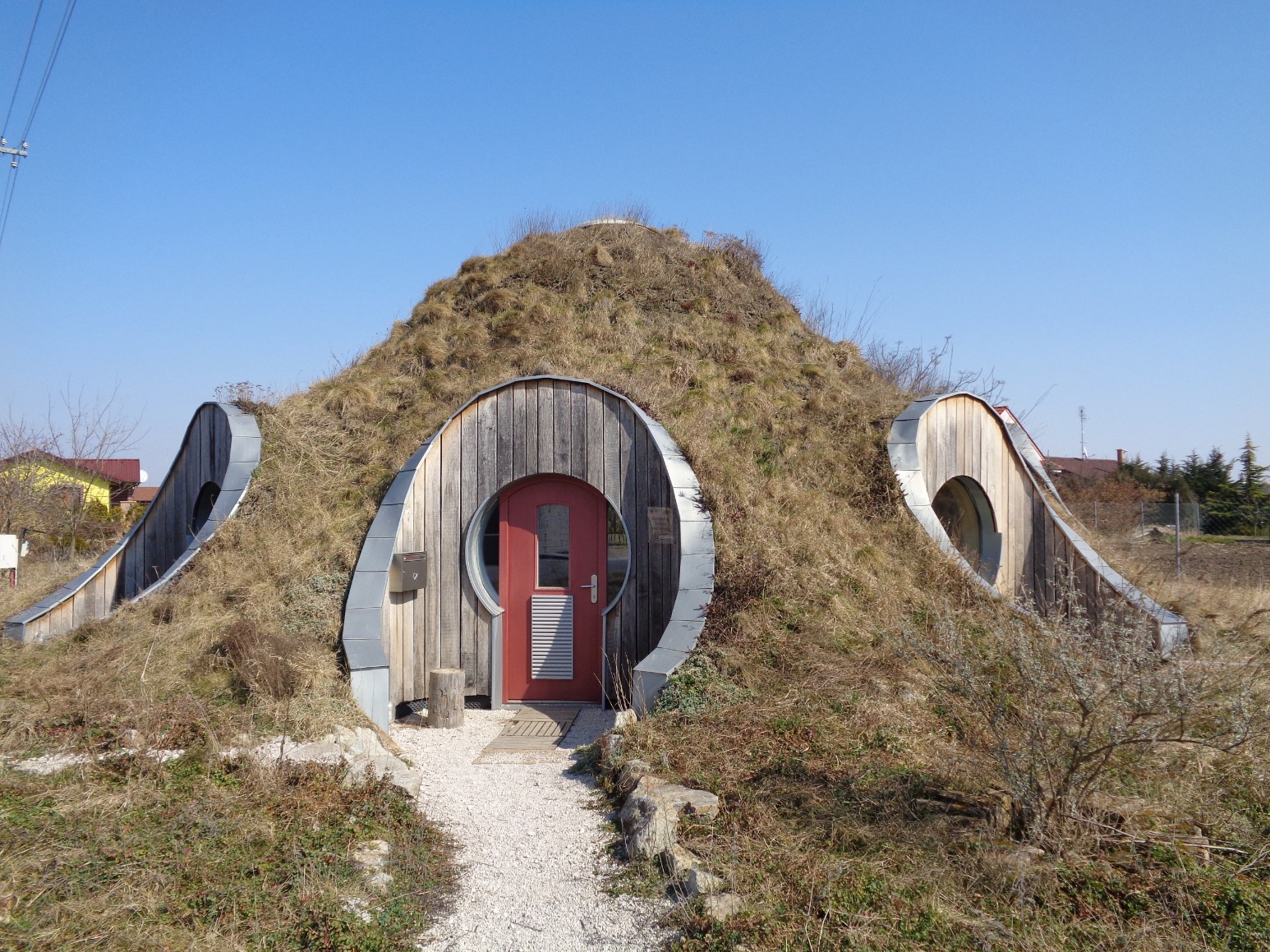 Strawbale Dome na Eslováquia