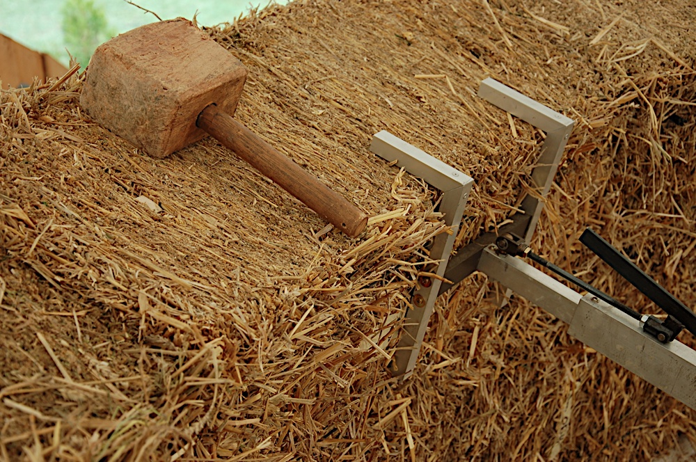 Strawbale Dome na Eslováquia
