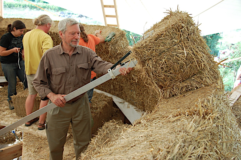 Strawbale Dome na Eslováquia