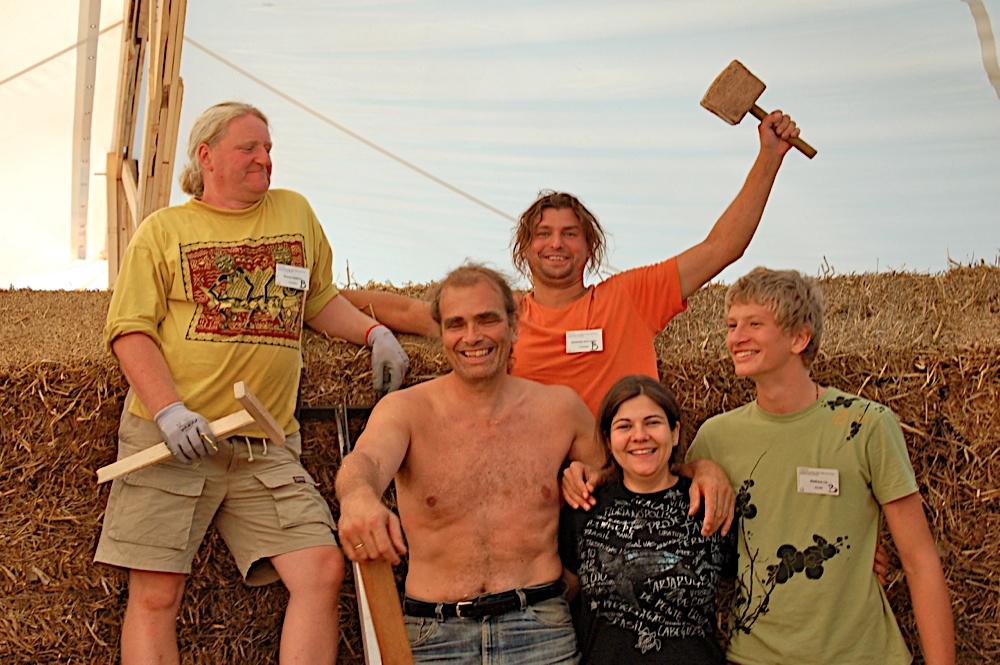 Strawbale Dome na Eslováquia