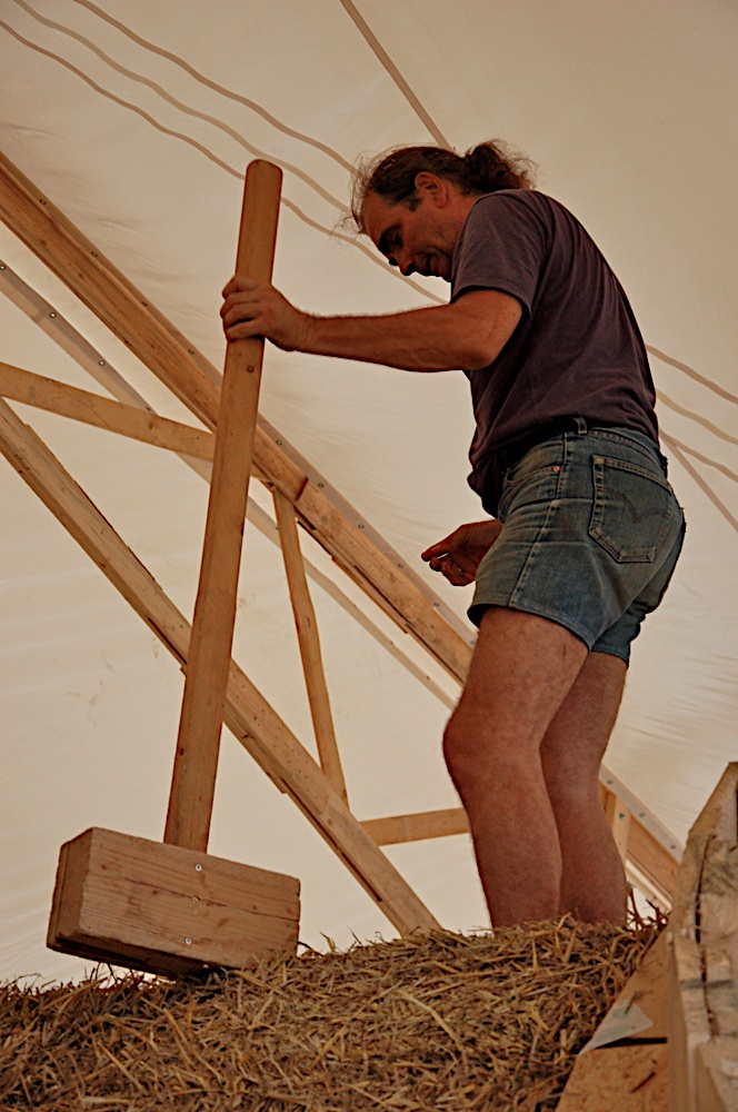 Strawbale Dome na Eslováquia