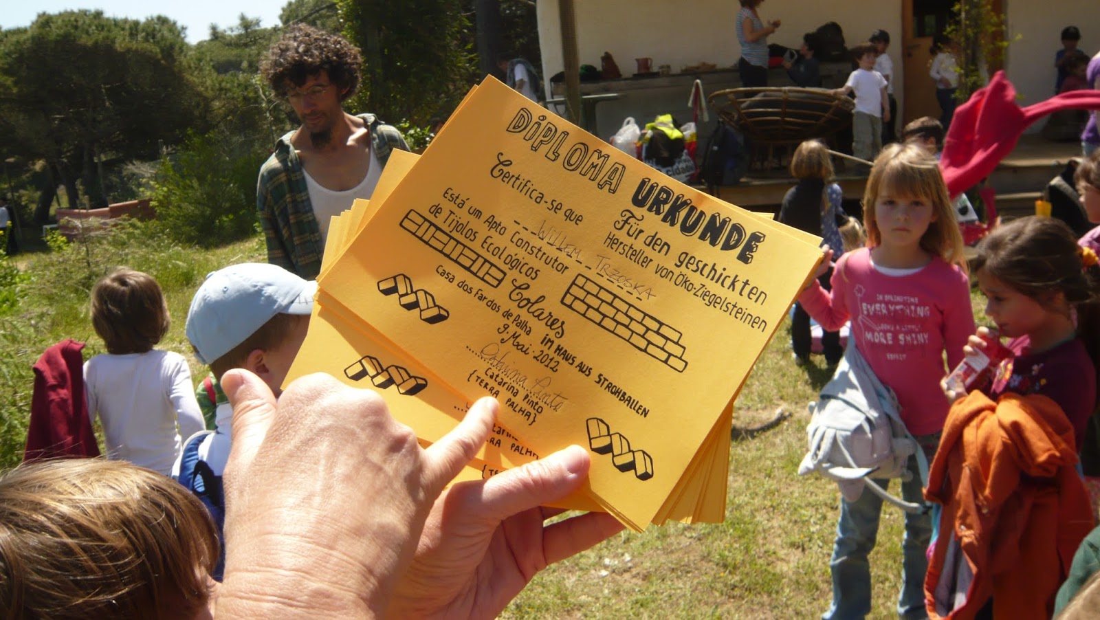 Construção de Adobes com Crianças
